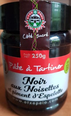 Pâte à tartiner noir noisette et piment espelette front packaging