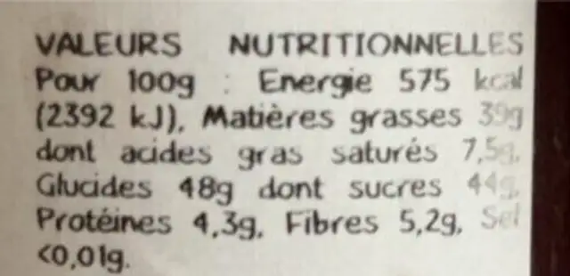 Pâte à tartiner noir fruit rouge nutrition facts table