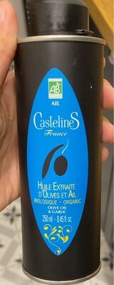 Huile extraite d’olive et ail