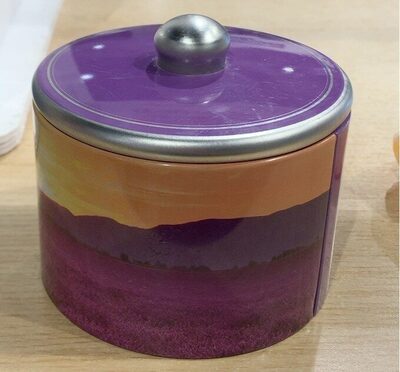 Bonbon aromatises a l’huile essentielle de lavande front packaging