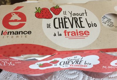 Yaourt de chevre bio a la fraise