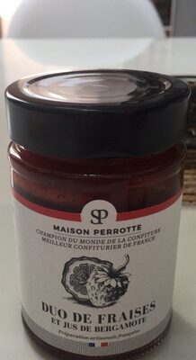 Duo de fraises et jus de bergamote