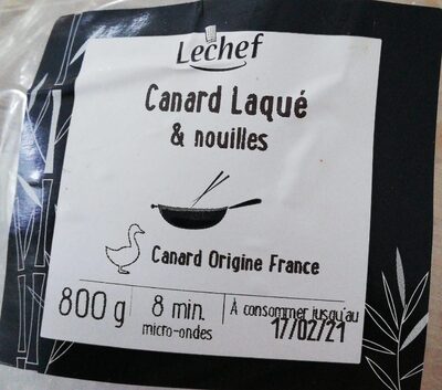 Canard laqué et nouilles