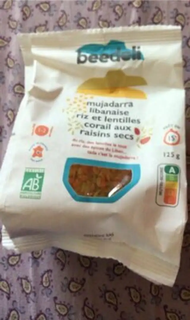 Mujdarra libanaise riz et lentilles corail aux raisins secs