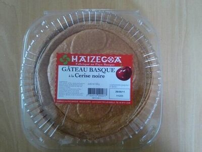 Gâteau basque cerise noire