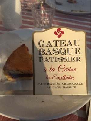 Gateau basque a la cerise noire front packaging