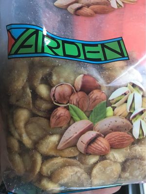 Feves frites salées