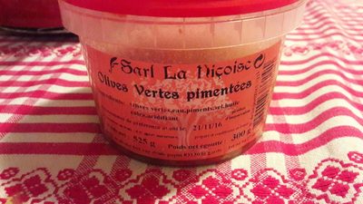 Olives vertes pimantees