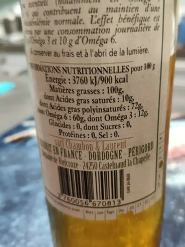 Huile vierge de noix bio nutrition facts table