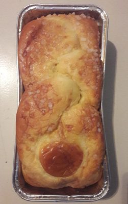 Brioche tressée au sucre perlé