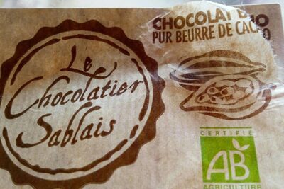 Assortiment de moulage en chocolat bio front packaging