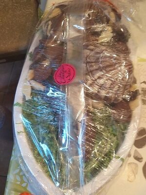 Bateau de fruit de mer au chocolat front packaging