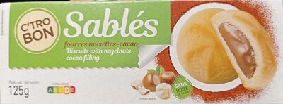 Sablés cacao fourrés noisettes-cacao