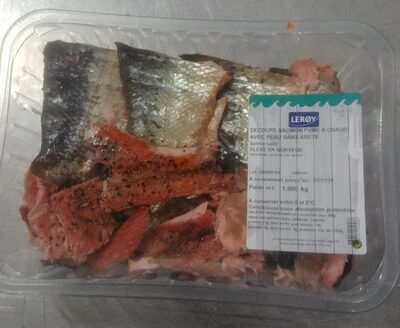 Découpe saumon fumé à chaud