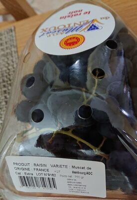 Le raisin noir muscat du Ventoux AOP