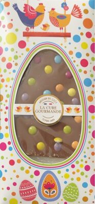 Tablette de chocolat au lait et dragées en chocolat