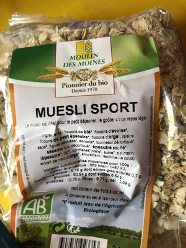 Muesli sport front packaging
