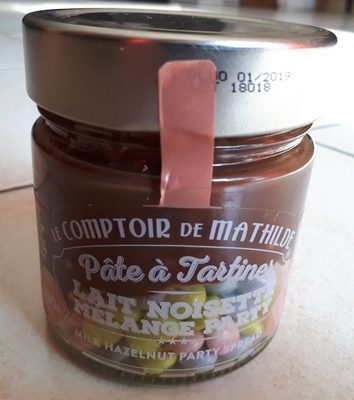 Lait noisette mélange party front packaging