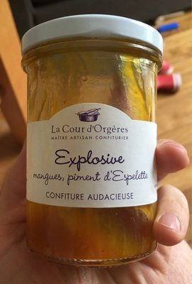 Explosive, mangues, piment d'Espelette