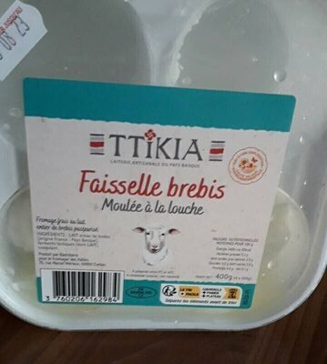 Faisselle de brebis moulée à la louche