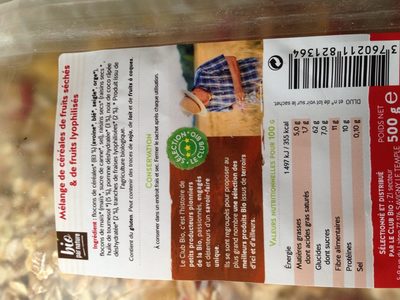 Muesli noix de coco, fraise, pomme et raisin bio ingredients label