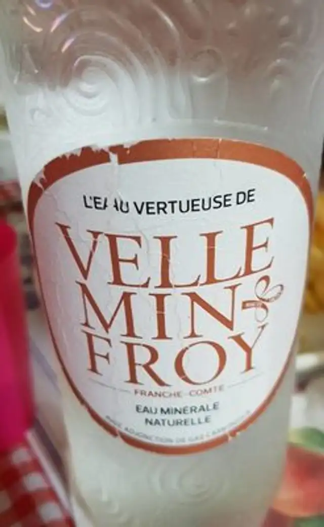 Eau vertueuse de Velleminfroy front packaging