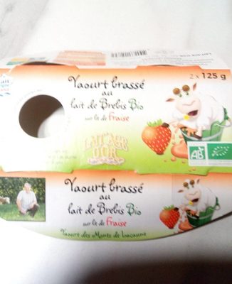 Yaourt lait de brebis fraise