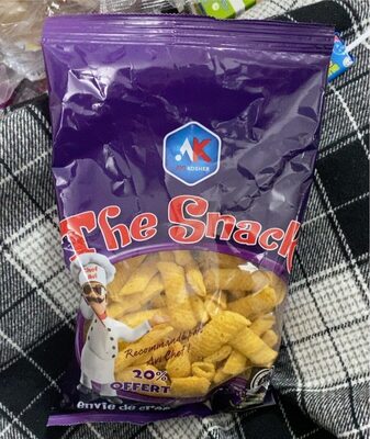 The snack front packaging