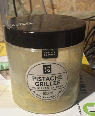 Glace à la pistache grillée