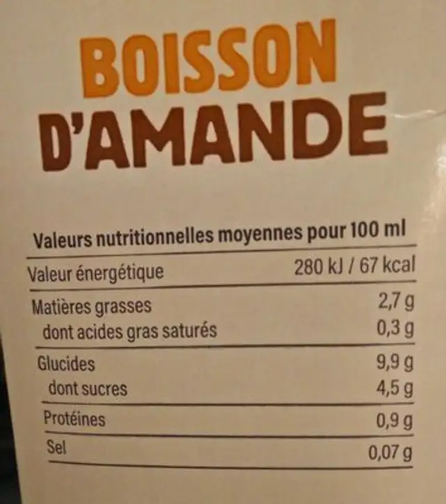 Boisson d'amande nutrition facts table