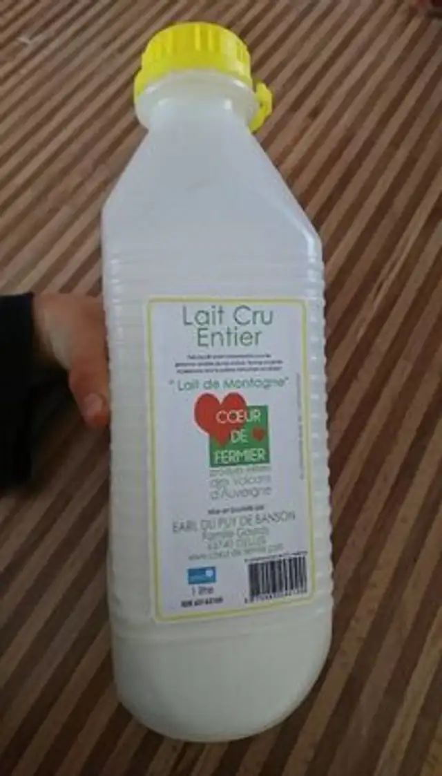 Lait cru entier cœur de fermier front packaging