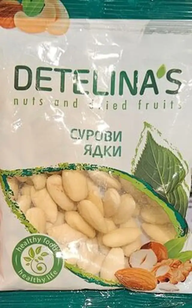 Сурови белени бадеми front packaging