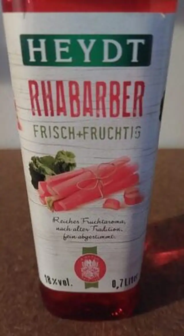 Rhabarber Likör front packaging