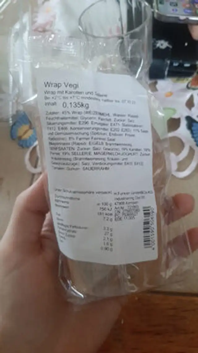 Wrap Mit Farmer Salat ingredients label