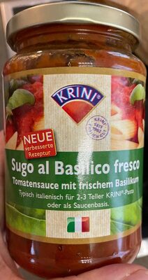 Tomatensauce mit frischem Basilikum