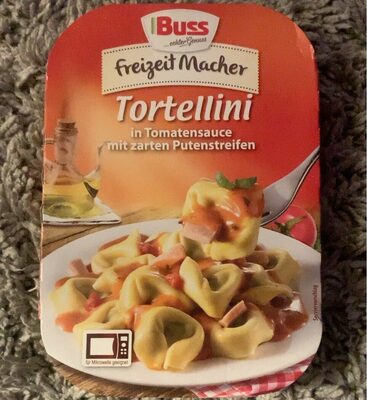 Tortellini in Tomatensauce mit zarten Putenstreifen