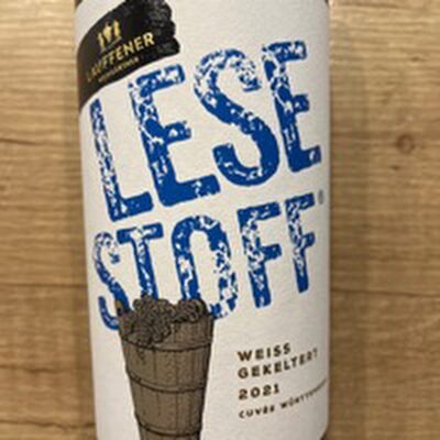 Lesestoff 2021 Weiß Gekeltert Blanc de Noirs front packaging