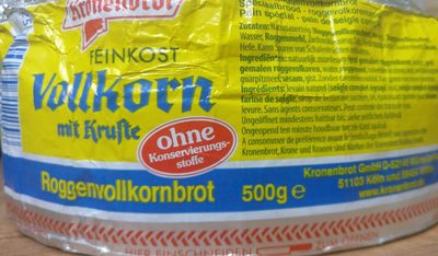 Vollkornbrot mit Kruste