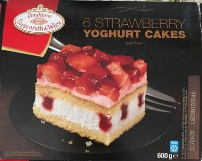 6 Strawberry yoghurt cakes