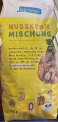 Nusskernmischung