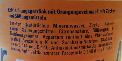 Erfrischungsgetränk mit Orangengeschmack ingredients label