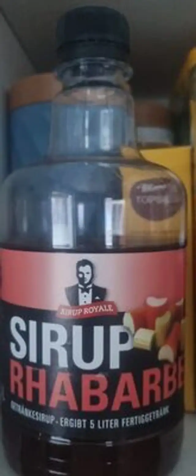 Sirup Rhabarber front packaging