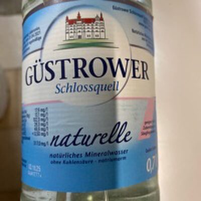 Mineralwasser naturell