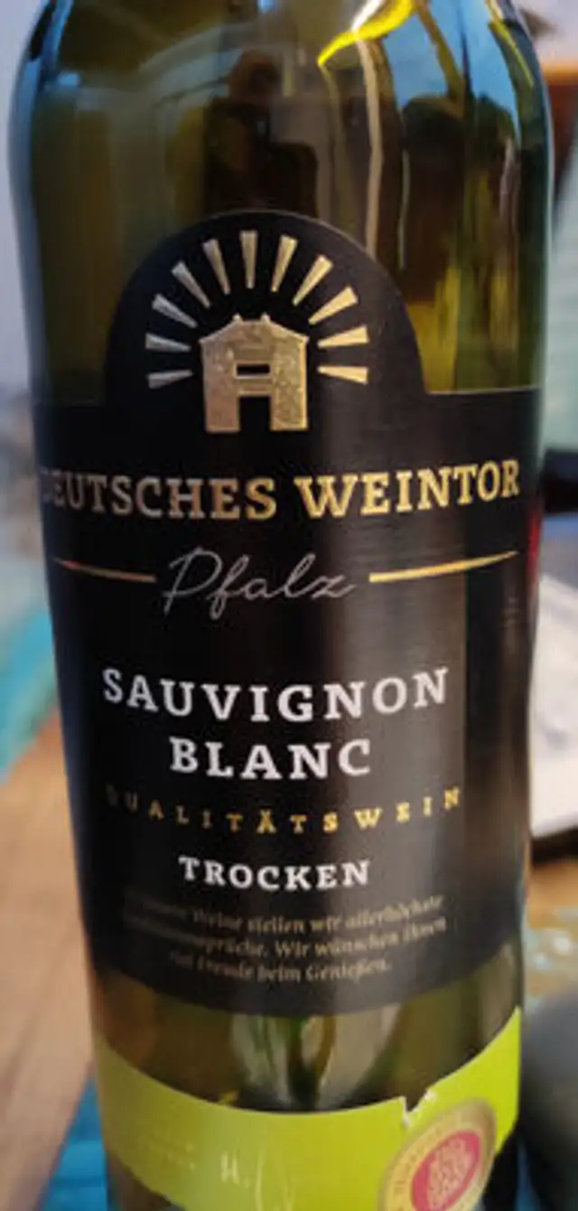Sauvignon Blanc trocken 750ml Flasche front packaging