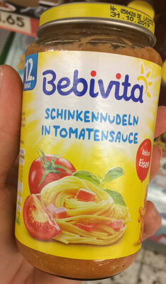 Schinkennudeln in Tomatensauce