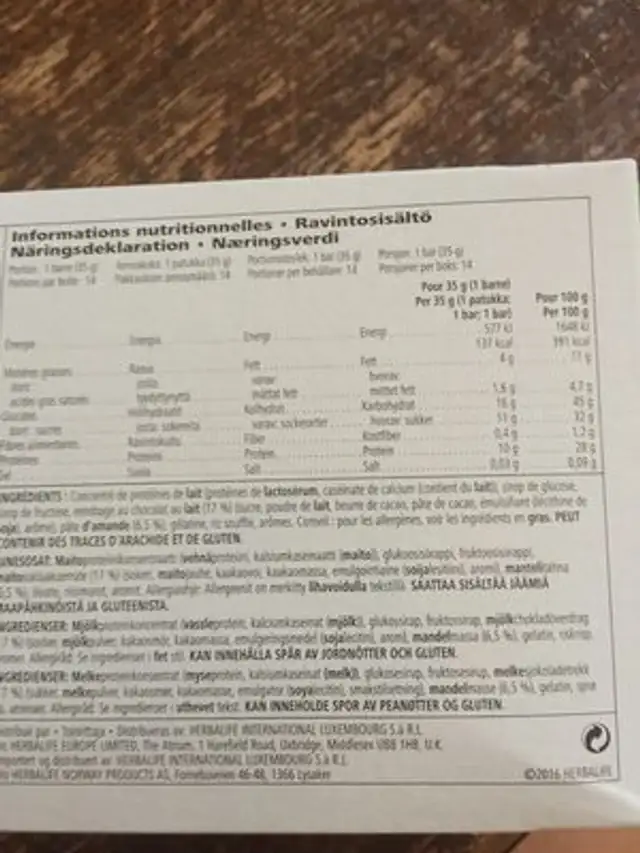 Barre proteine amande ingredients label
