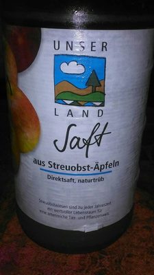 Saft aus streuobst-Äpfeln