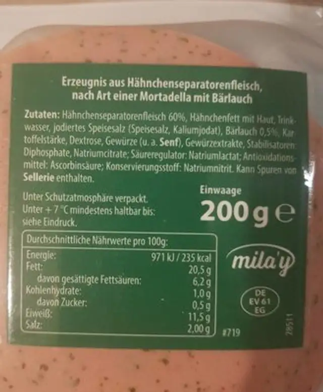 Salam tavuk ingredients label