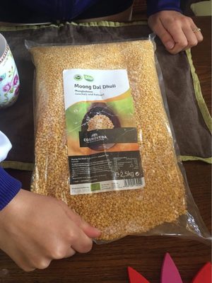 Moong dal dhuli