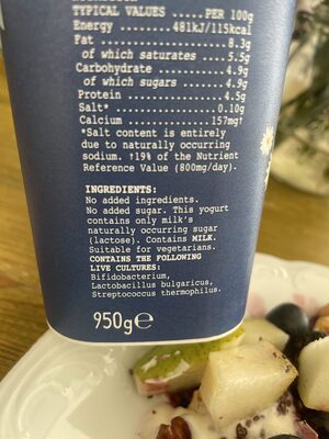 Greek style natural yogurt organic ingredients label